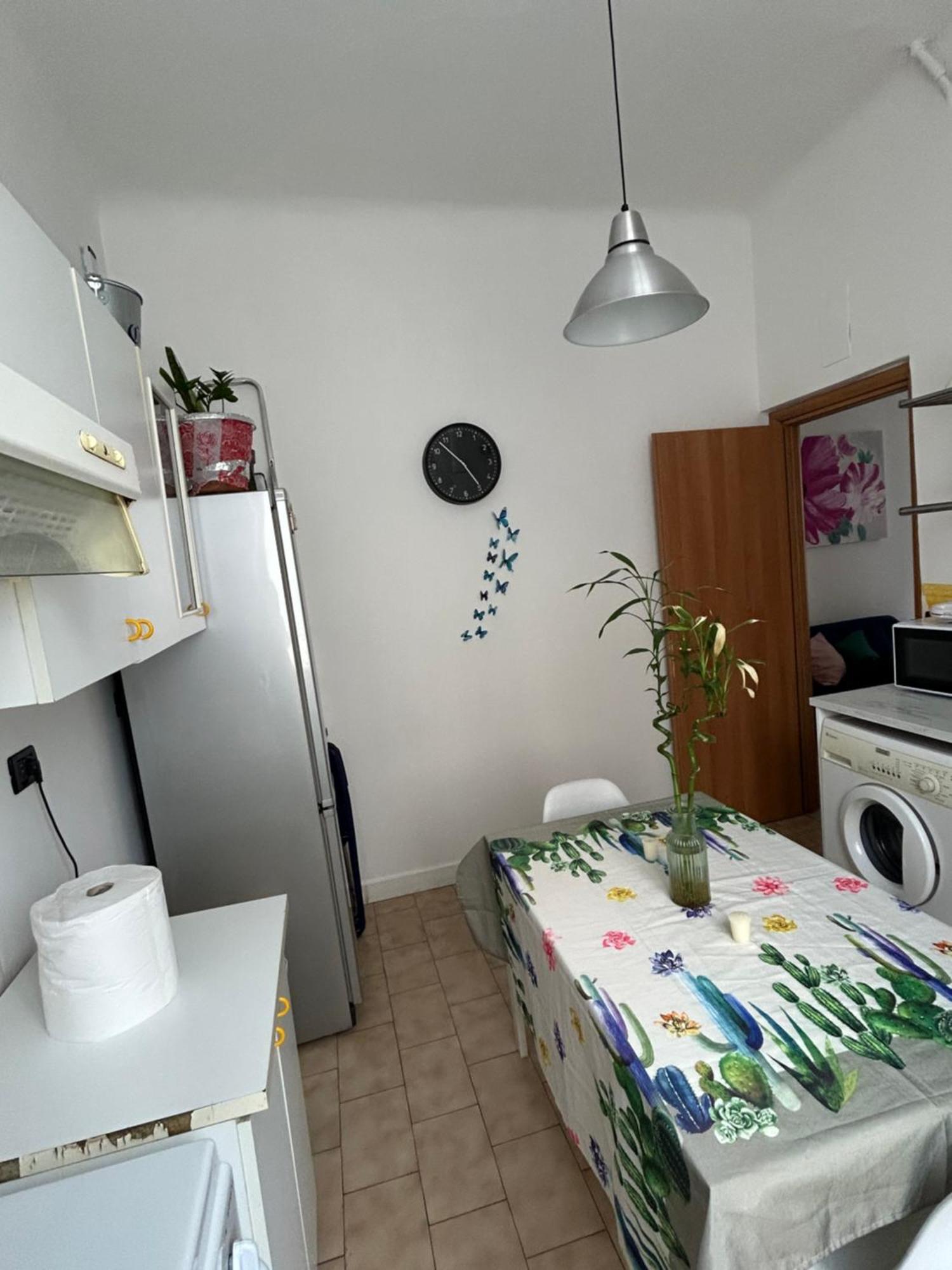 Appartamento Confortevole Genua Exterior foto